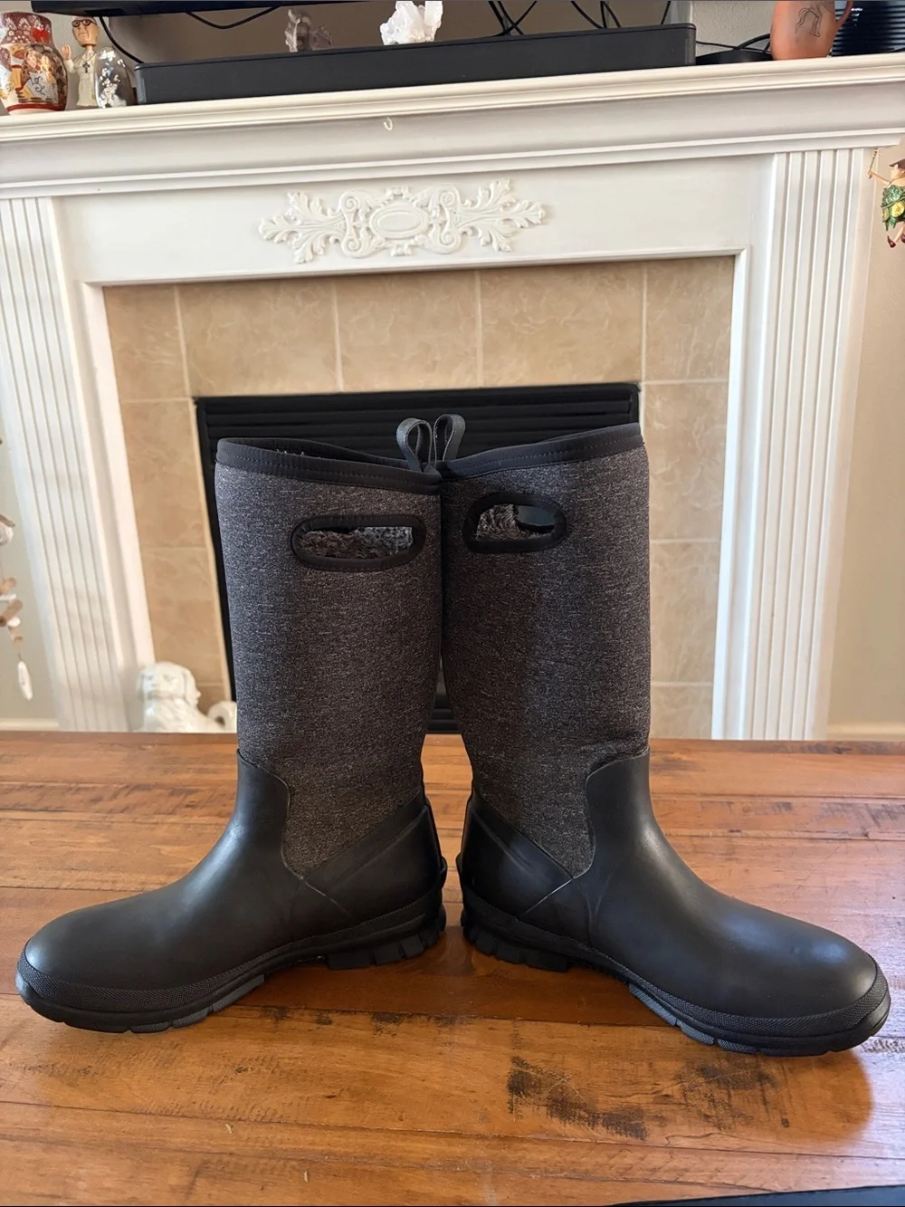 Bogs Women's Crandall Tall Waterproof Boots size 10